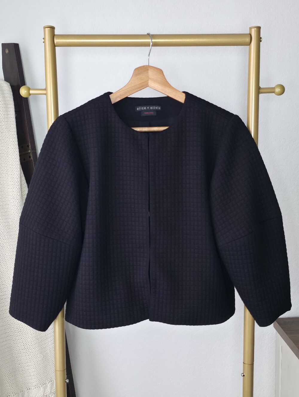 Alice+Olivia Cropped Barrel Style Jacket, XS/S, Black, Waffle Knit, Crewneck
